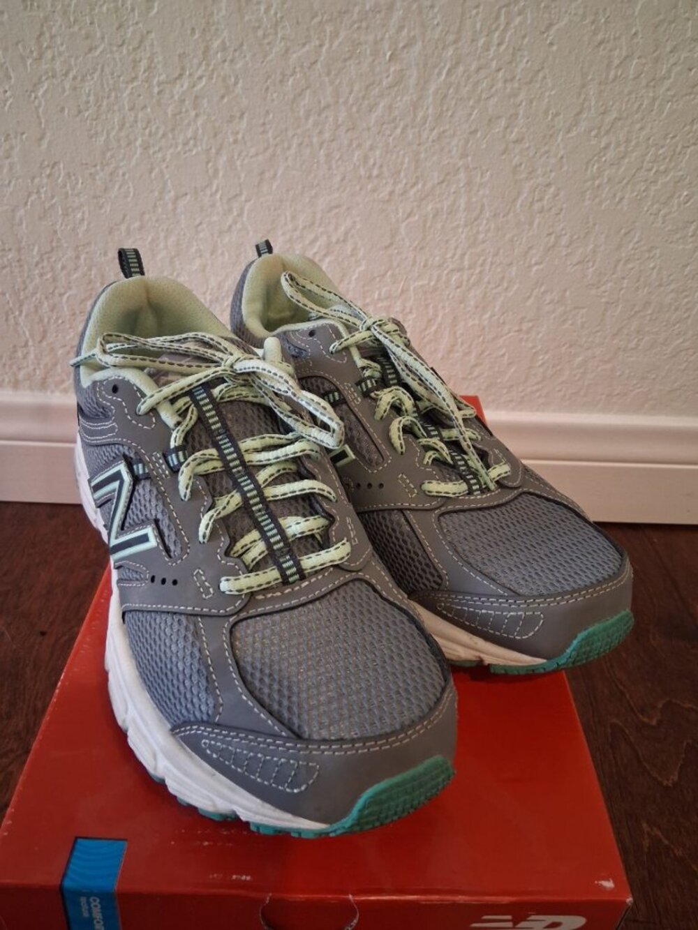 New Balance Running Shoes, Size 8.5